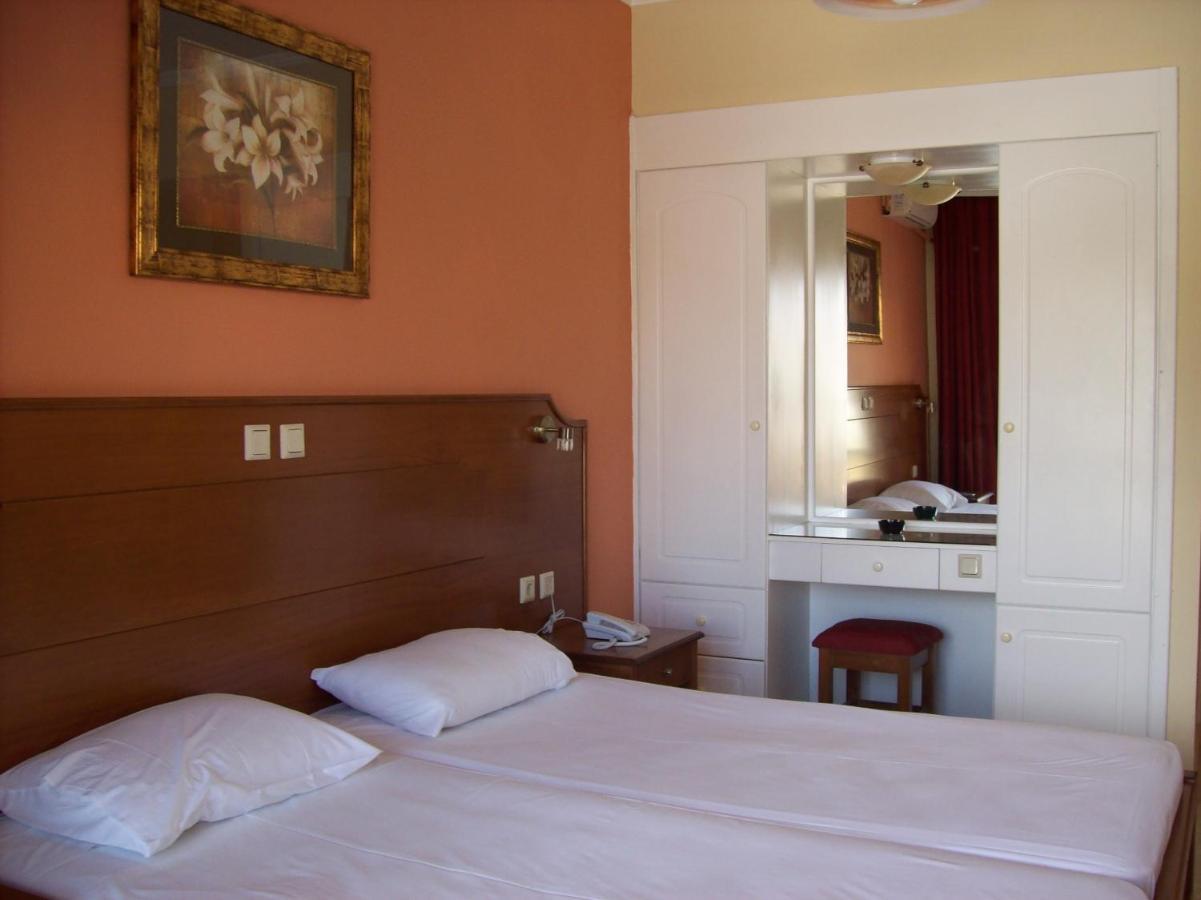 Thomas Bay Hotel Agios Stefanos Avliotes  Екстер'єр фото